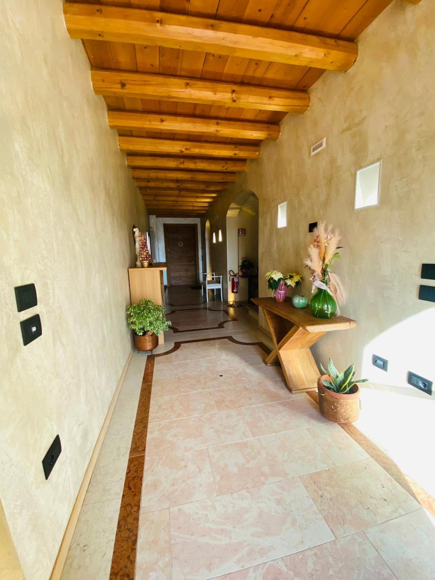 Petite Pomme Hotel Romano D'Ezzelino Luaran gambar